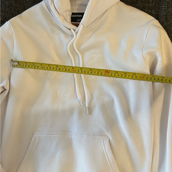 Calvin Klein Men’s Hoodie in White - Picture 4 of 6